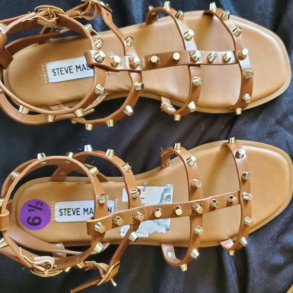 Steve Madden Tan Studded Flat Sandals - Picture 9 of 9